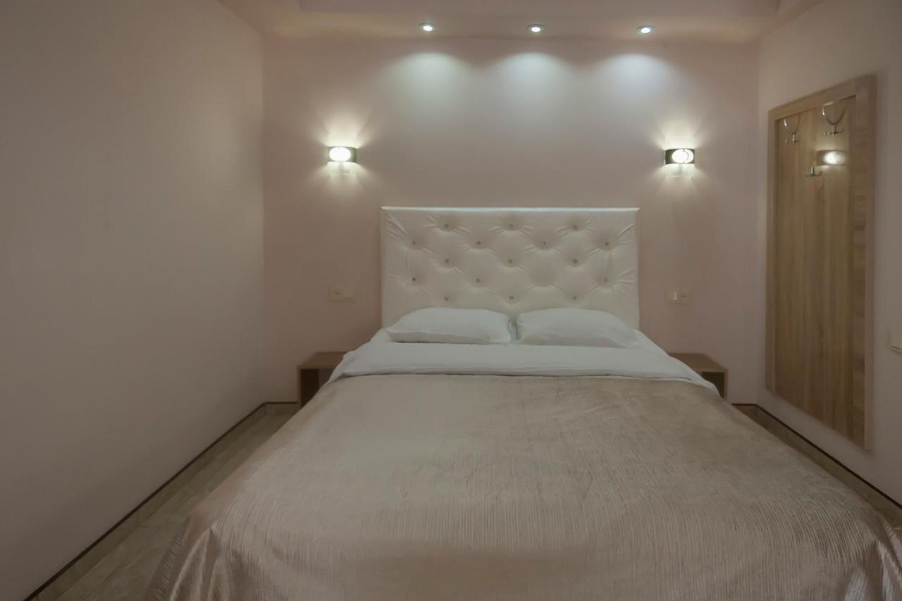 Studio On Papazyan 12 Yerevan Ngoại thất bức ảnh
